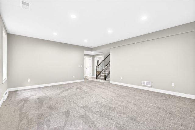 219 Lucca Ln, Upper St Clair, PA 15241