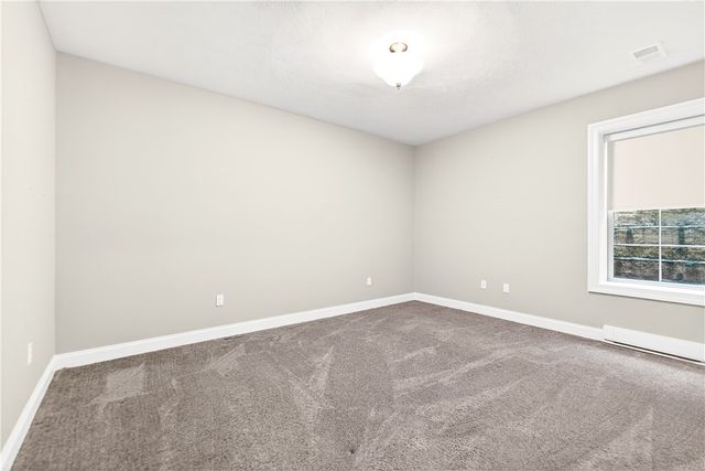 219 Lucca Ln, Upper St Clair, PA 15241