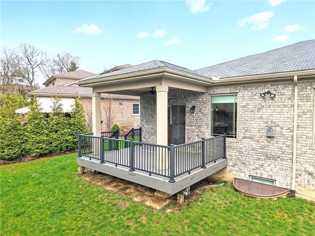 219 Lucca Ln, Upper St Clair, PA 15241