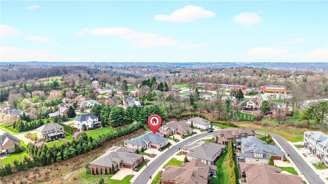 219 Lucca Ln, Upper St Clair, PA 15241