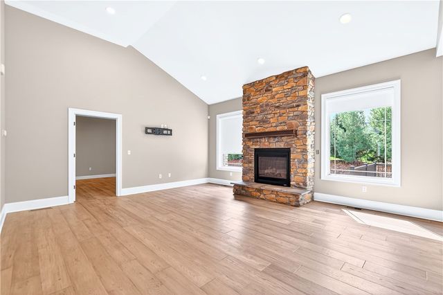 219 Lucca Ln, Upper St Clair, PA 15241