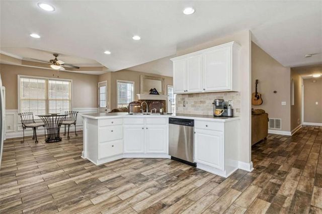 928 Mulberry Fields Cove, Auburn, GA 30011