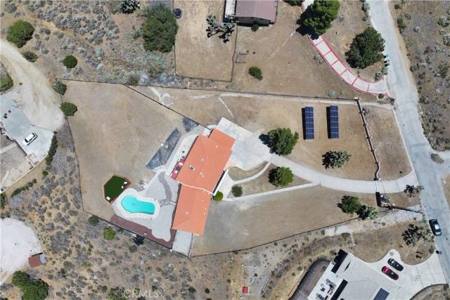 1055 lakeview Drive, Palmdale, CA 93551