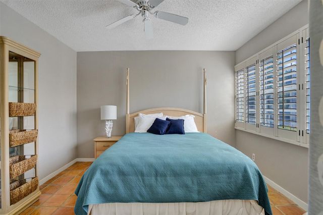 2121 S Ocean Blvd Apt 805, Pompano Beach, FL 33062