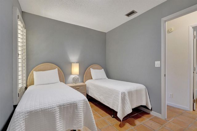 2121 S Ocean Blvd Apt 805, Pompano Beach, FL 33062