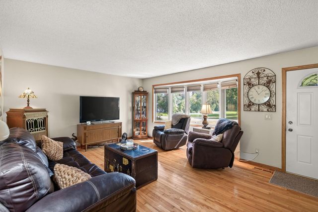 16520 Yttrium Street NW, Ramsey, MN 55303