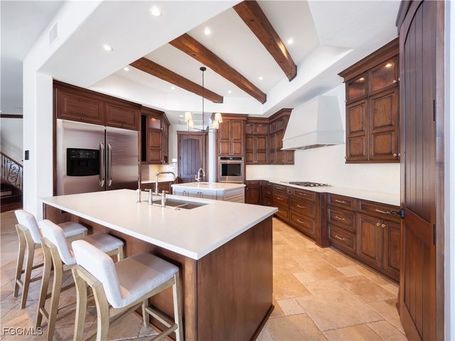 5076 Sorrento CT, Cape Coral, FL 33904