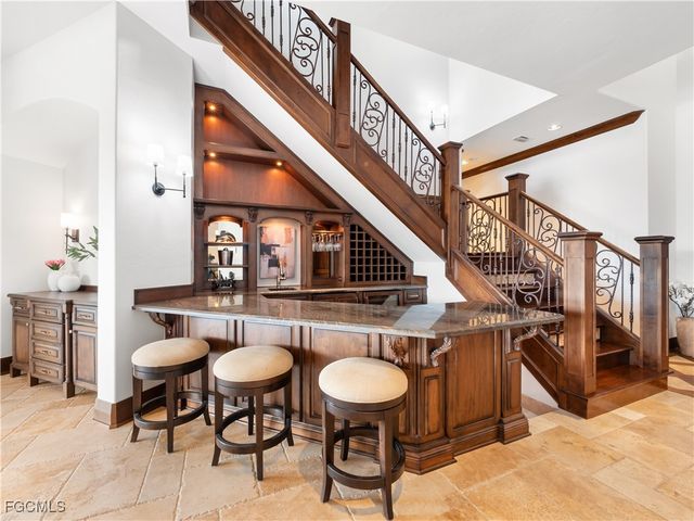 5076 Sorrento CT, Cape Coral, FL 33904