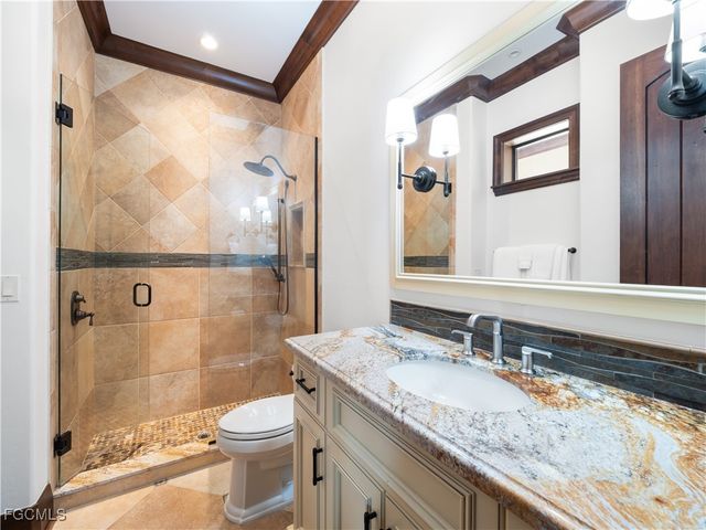 5076 Sorrento CT, Cape Coral, FL 33904