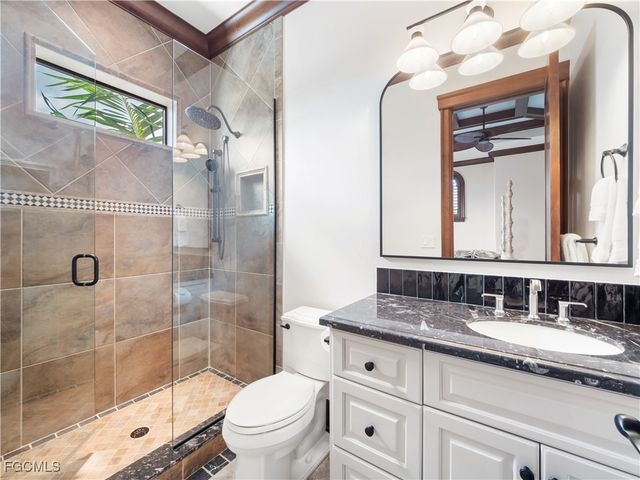 5076 Sorrento CT, Cape Coral, FL 33904