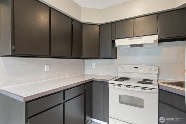 2938 E Walnut Street, Port Angeles, WA 98362