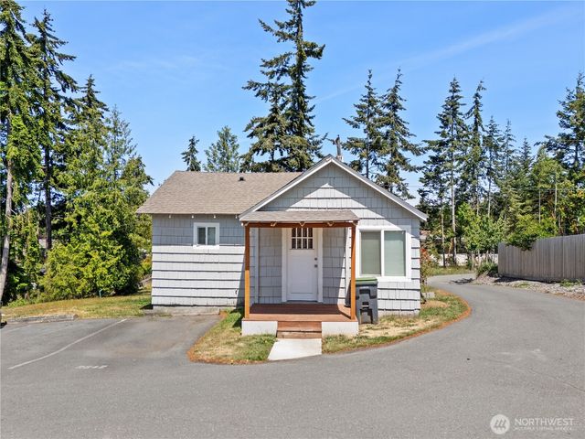 2938 E Walnut Street, Port Angeles, WA 98362