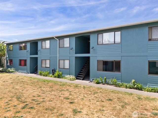 2938 E Walnut Street, Port Angeles, WA 98362
