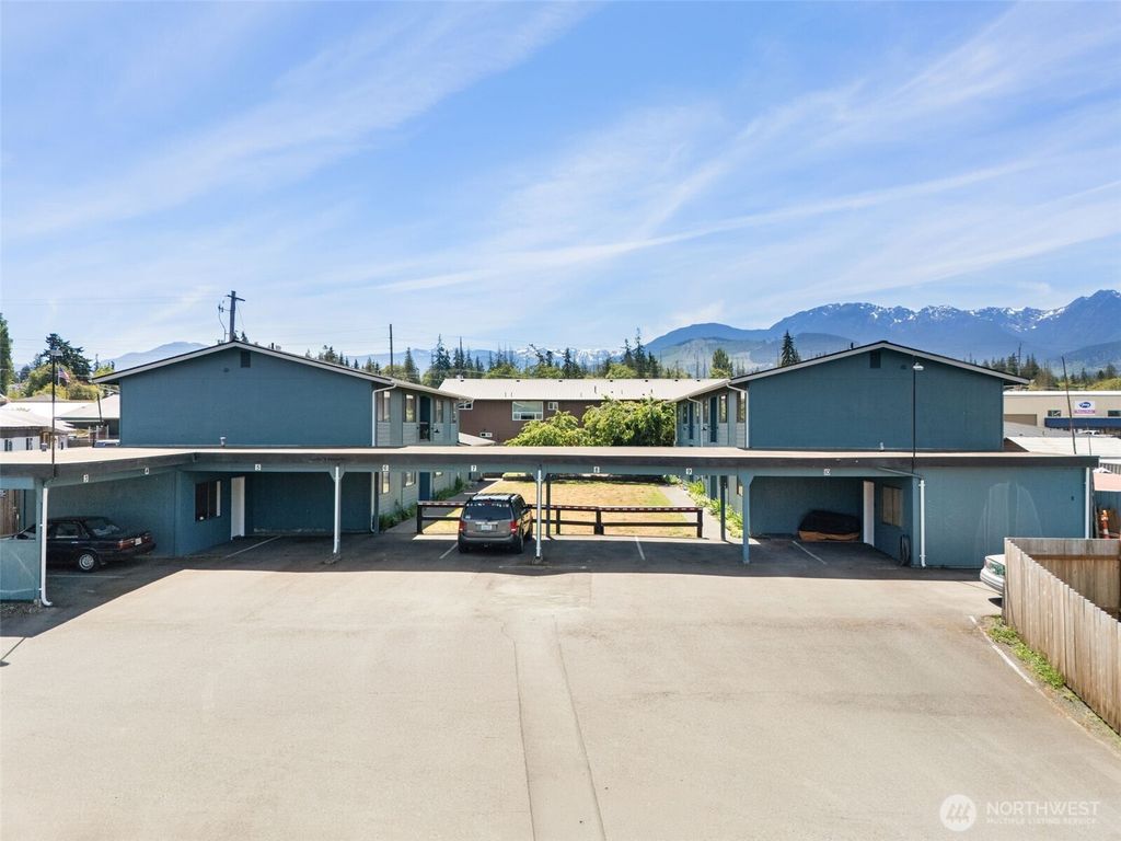 2938 E Walnut Street, Port Angeles, WA 98362
