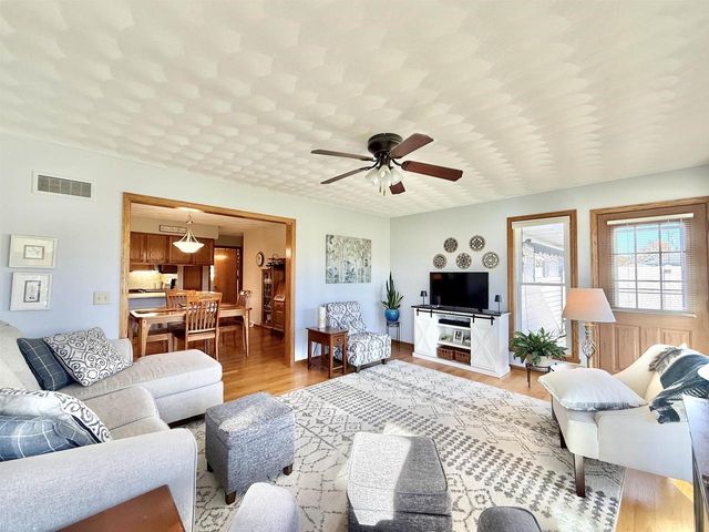 3914 E Milwaukee Street, Janesville, WI 53546