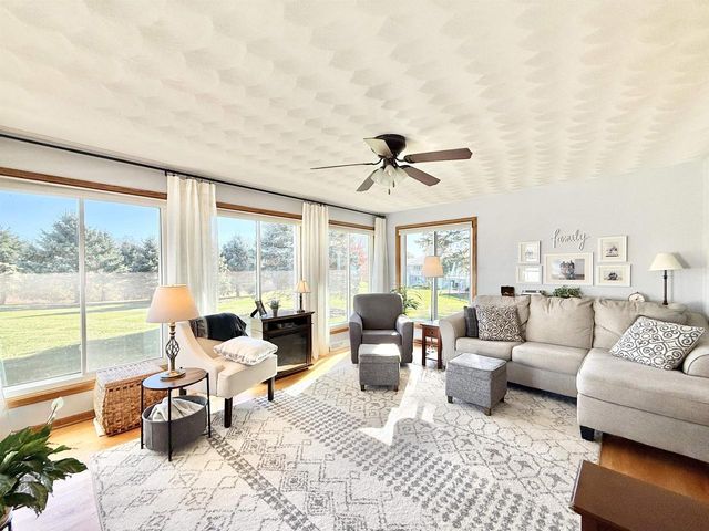 3914 E Milwaukee Street, Janesville, WI 53546