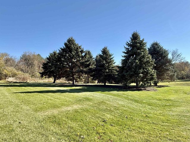 3914 E Milwaukee Street, Janesville, WI 53546