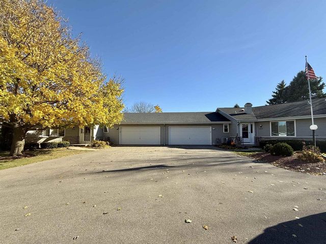 3914 E Milwaukee Street, Janesville, WI 53546