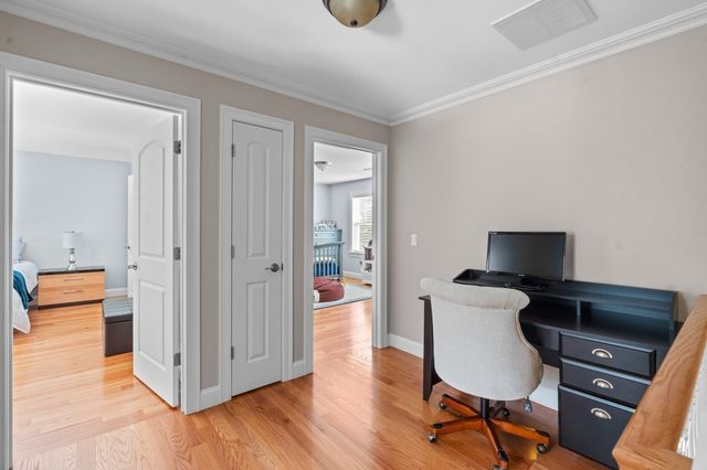 5 Clinton Dr, Rehoboth, MA 02769