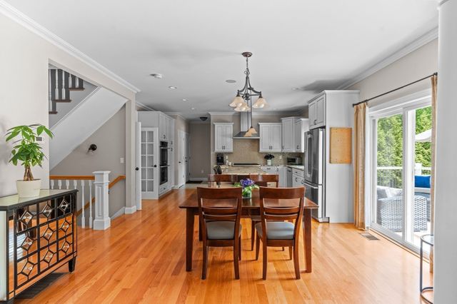 5 Clinton Dr, Rehoboth, MA 02769