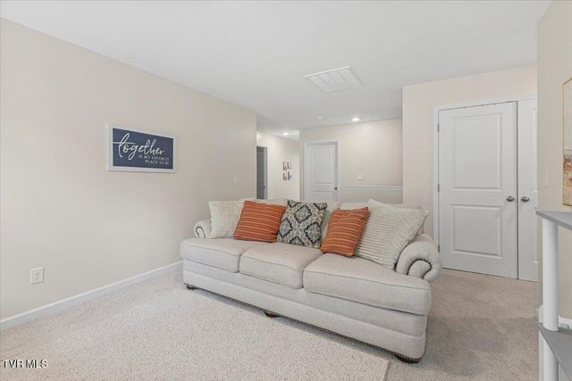 2492 Bridgeforth Crossing, Kingsport, TN 37664