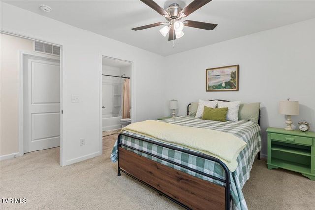 2492 Bridgeforth Crossing, Kingsport, TN 37664