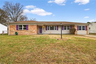 3244 Sir Meliot DR, Chesapeake, VA 23323