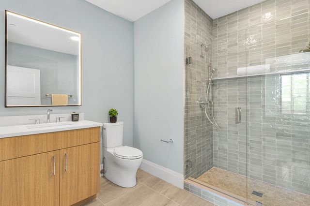 34 Oak Street 102, Boston, MA 02136