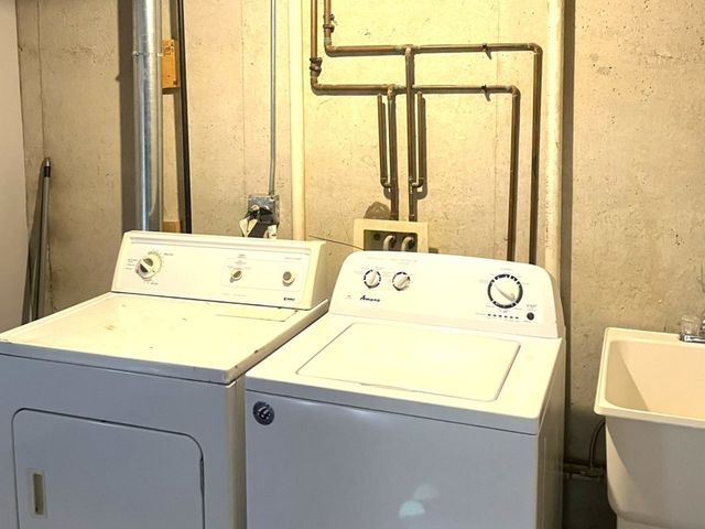 4709 W Iris Lane, Monee, IL 60449