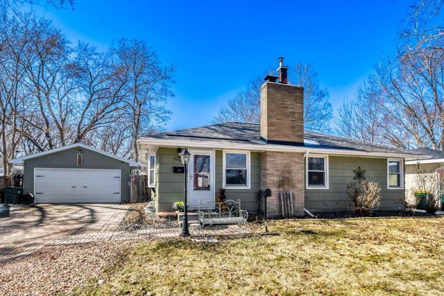 5319 Kentucky Avenue N, Crystal, MN 55428