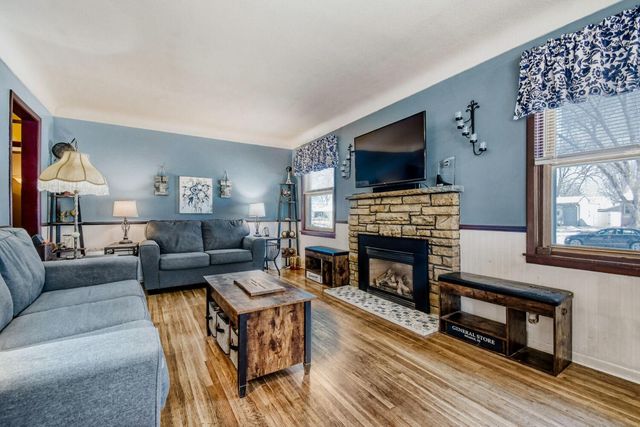 5319 Kentucky Avenue N, Crystal, MN 55428