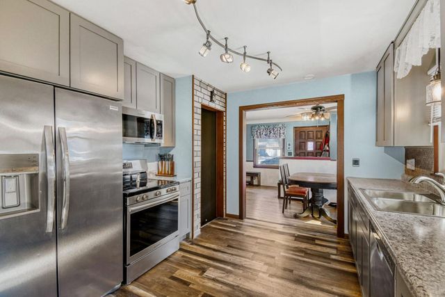 5319 Kentucky Avenue N, Crystal, MN 55428