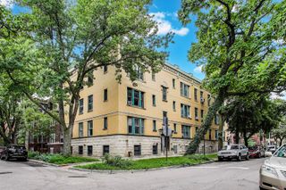 1254 W Thorndale Avenue 1W, Chicago, IL 60660