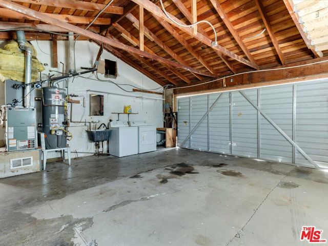 23109 MARIANO Street, Woodland Hills (los Angeles), CA 91367