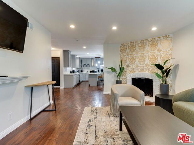 23109 MARIANO Street, Woodland Hills (los Angeles), CA 91367