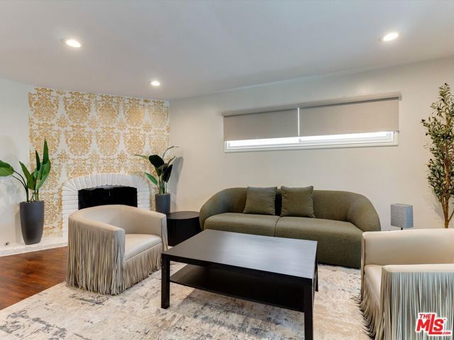 23109 MARIANO Street, Woodland Hills (los Angeles), CA 91367