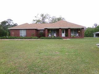 7618 Chumuckla Hwy, Pace, FL 32571