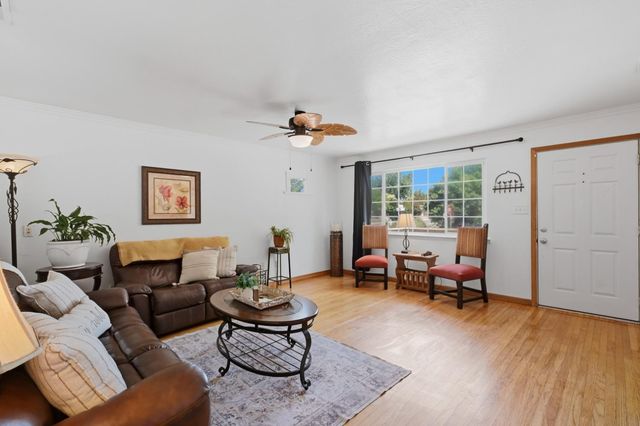 8500 Wade Ct, Orangevale, CA 95662