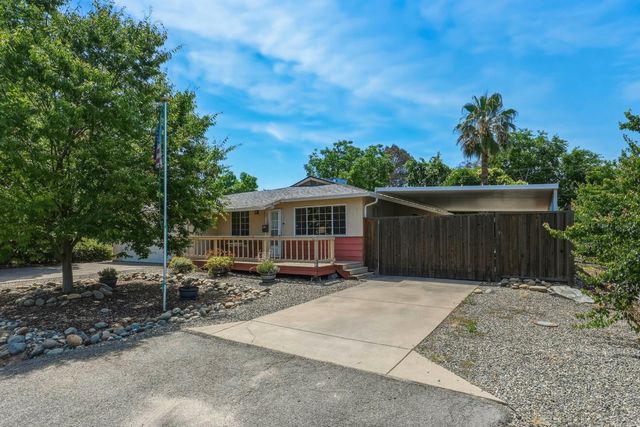 8500 Wade Ct, Orangevale, CA 95662