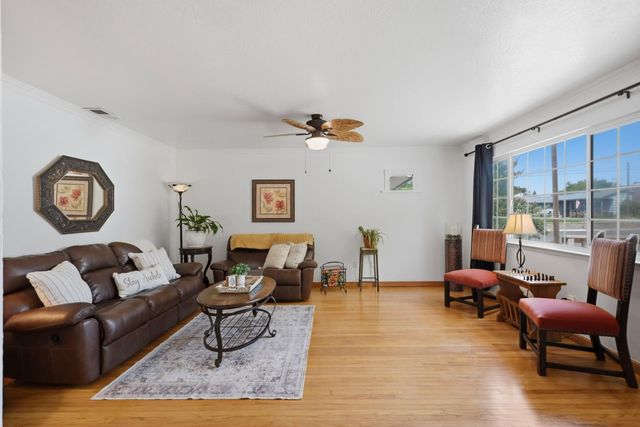 8500 Wade Ct, Orangevale, CA 95662