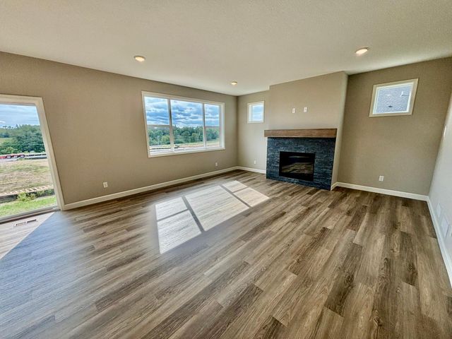 941 Kepler Avenue NE, Hanover, MN 55341