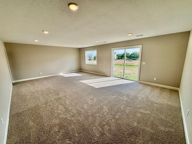941 Kepler Avenue NE, Hanover, MN 55341