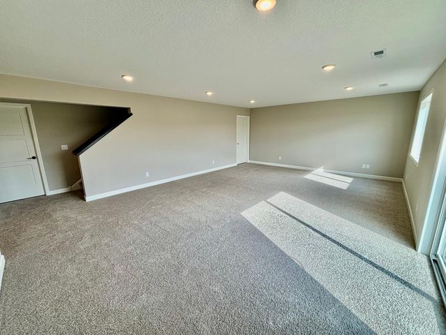 941 Kepler Avenue NE, Hanover, MN 55341