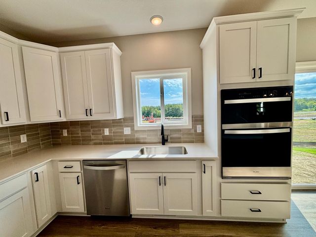 941 Kepler Avenue NE, Hanover, MN 55341