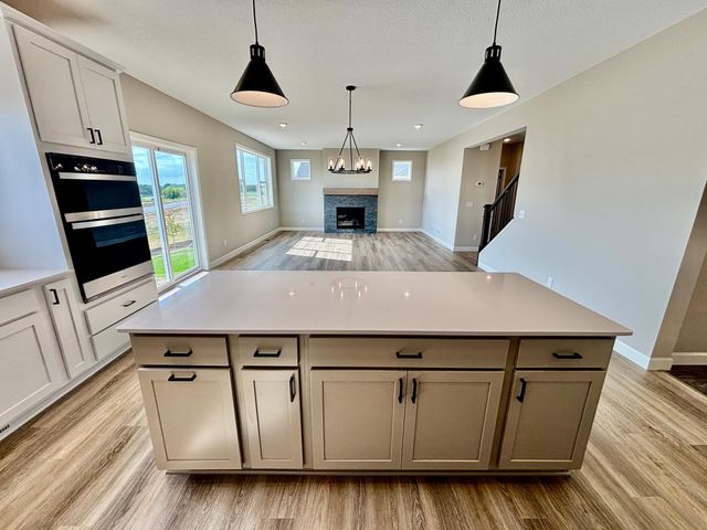 941 Kepler Avenue NE, Hanover, MN 55341