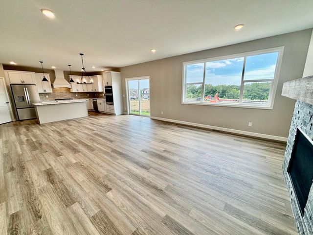 941 Kepler Avenue NE, Hanover, MN 55341