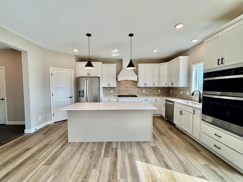 941 Kepler Avenue NE, Hanover, MN 55341 — photo 3