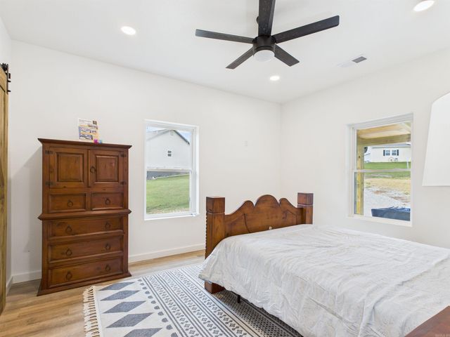 10147 Quincy Lane, Harrison, AR 72601