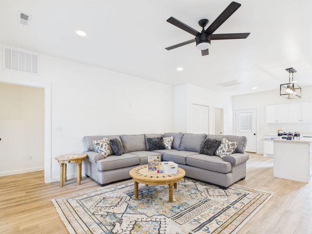 10147 Quincy Lane, Harrison, AR 72601