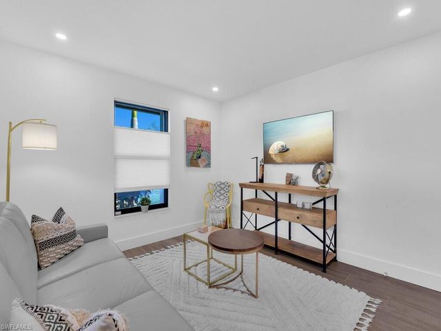 1522 SW 49th ST, Cape Coral, FL 33914